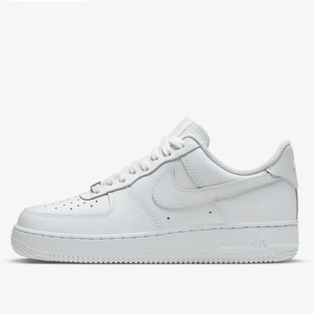 White Nike Air Force 1 Women's Size 8.5 Brand New